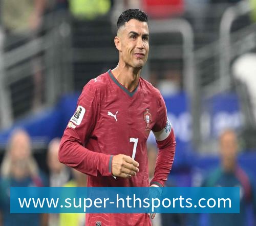 ESPN记者:皇马为琼阿梅尼标价9000万欧,今夏或出售他;邮报:曼联未来数月可能会和B费进行新合同谈判
